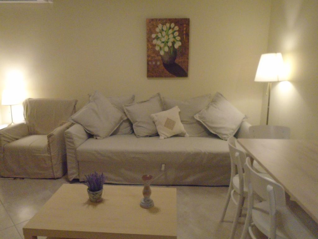Socrates Family Apartments Kalligoni Esterno foto