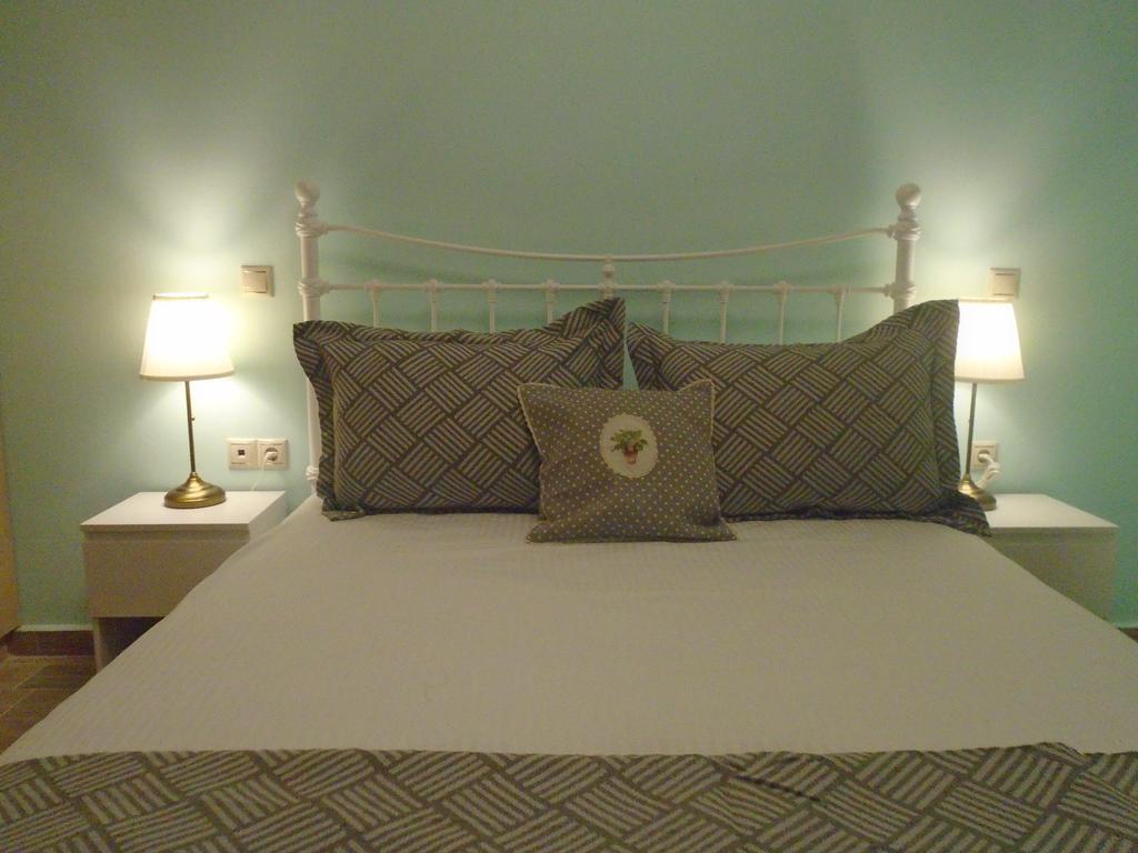 Socrates Family Apartments Kalligoni Esterno foto