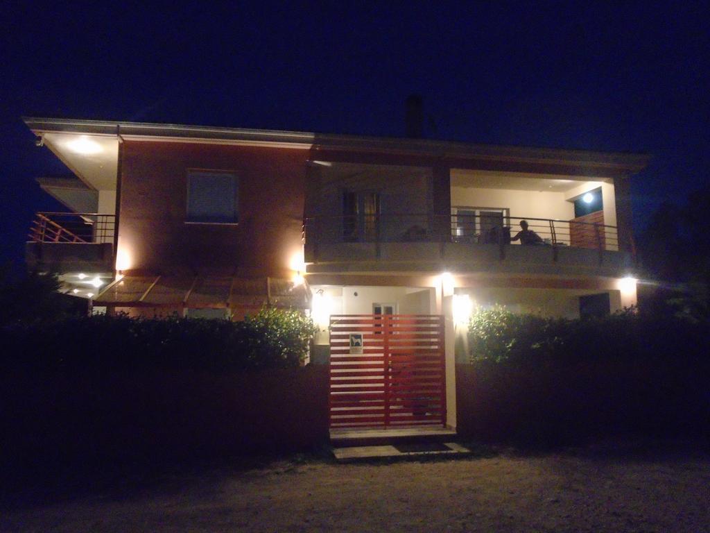 Socrates Family Apartments Kalligoni Esterno foto
